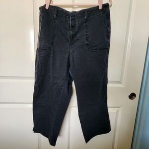 Levi's Dark Gray Cropped Pants